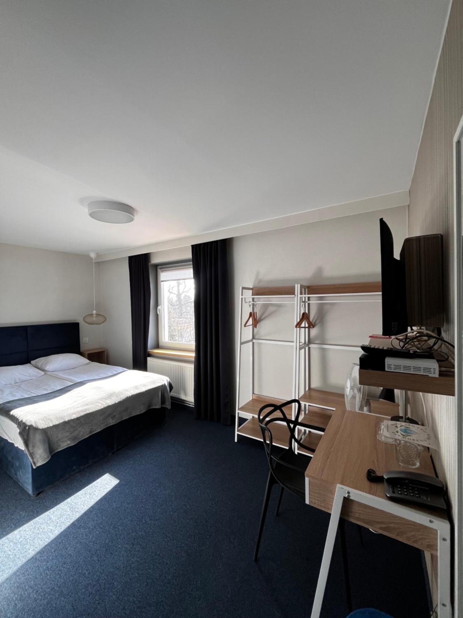 Hotel Marta Oława Exteriör bild
