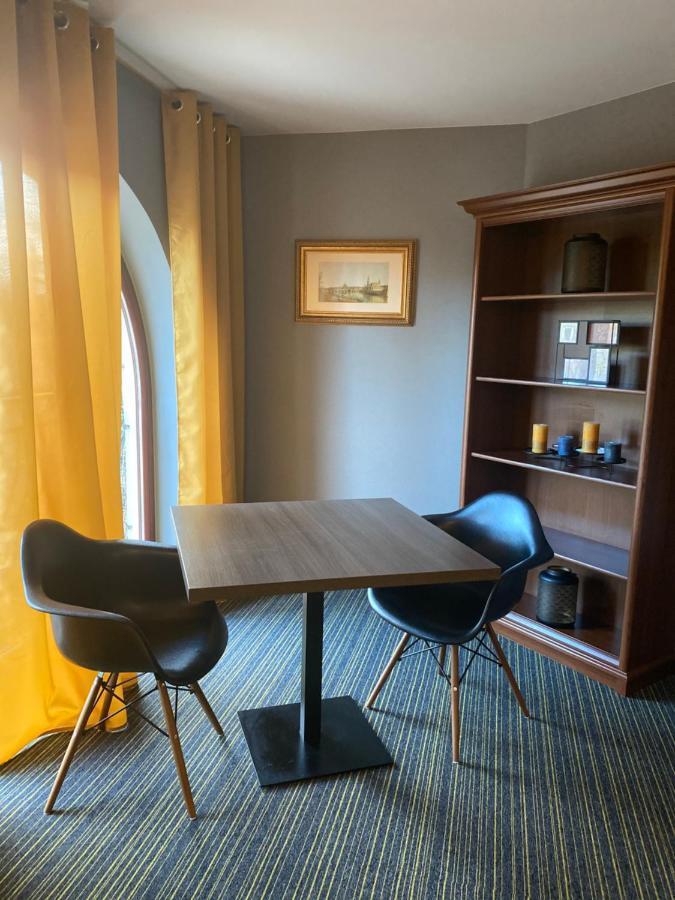 Hotel Marta Oława Exteriör bild