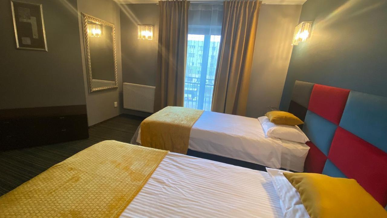 Hotel Marta Oława Exteriör bild